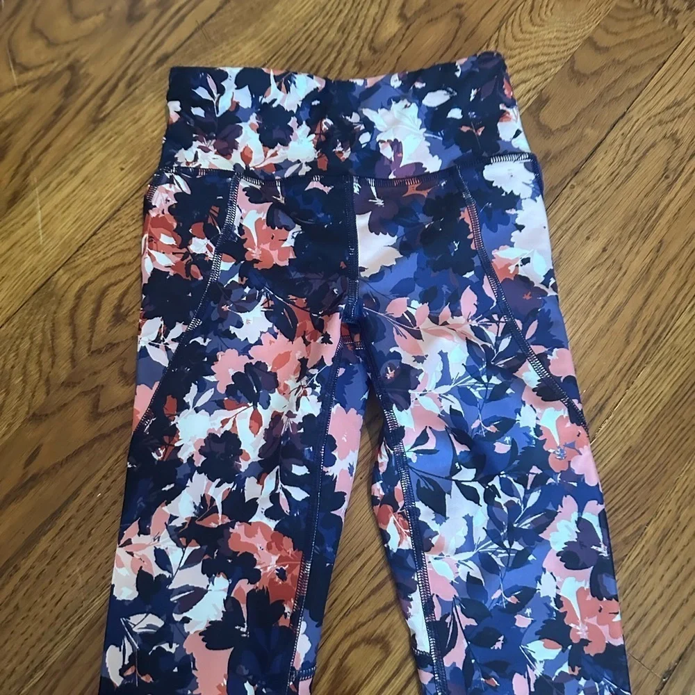 Old Navy Floral Girls Leggings Size S(6/7)